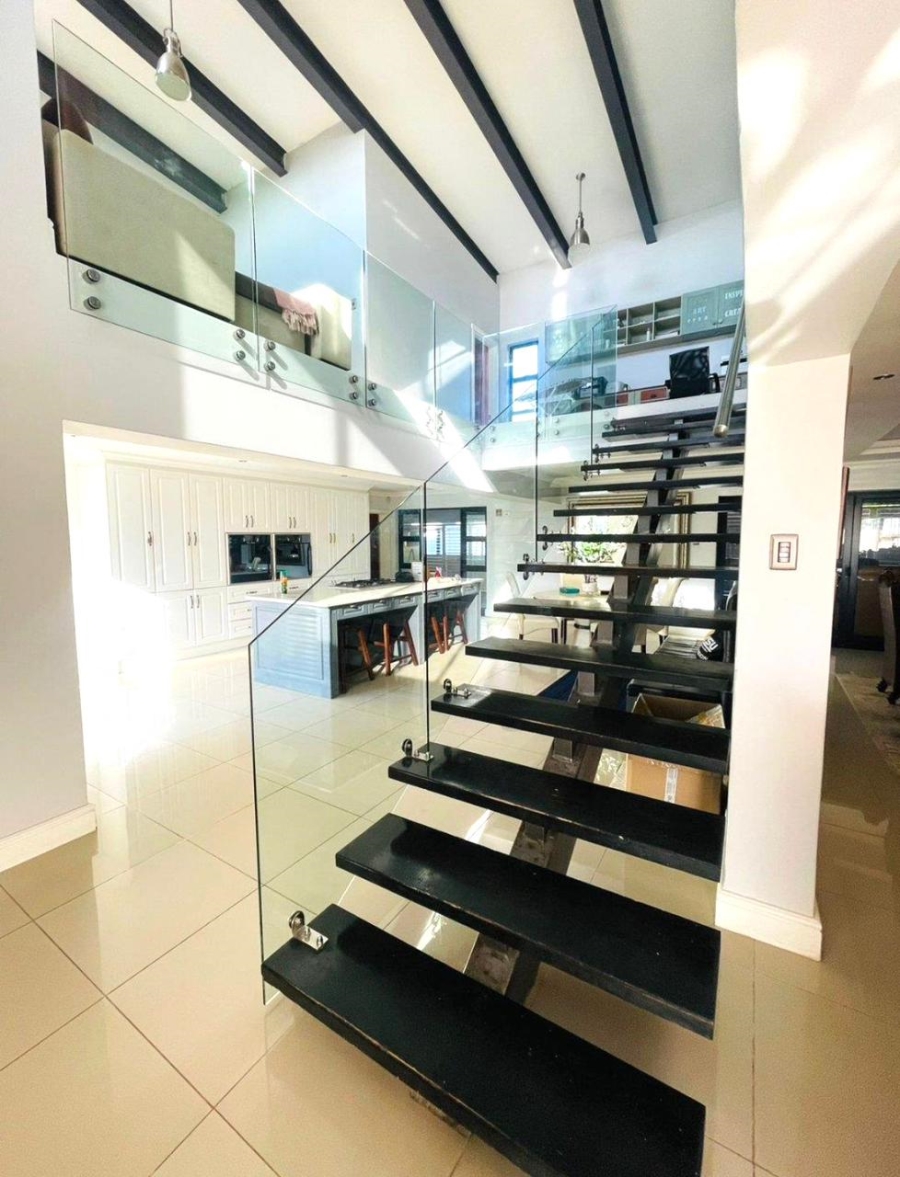 5 Bedroom Property for Sale in Gonubie Eastern Cape